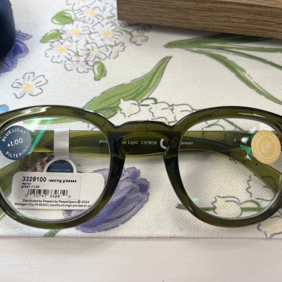 Asher Peepers - Picture 1 of 4